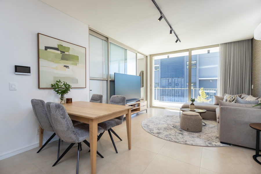 To Let 3 Bedroom Property for Rent in Green Point Western Cape